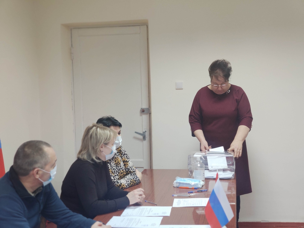 Состоялось первое организационное заседание нового состава территориальной избирательной комиссии Дмитровского района